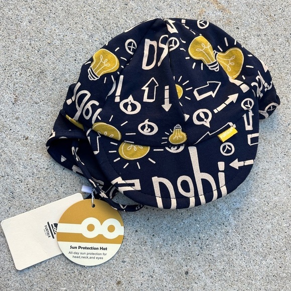 Kid's Furtalk Hat Multicolor Logo All-Over 0-2T Sun Protection Light NWT Travel - Picture 1 of 11